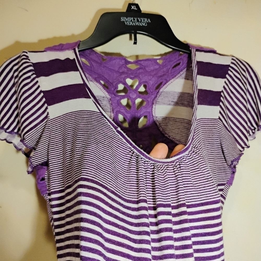 Full Tilt Rare Find Purple & White Embroidered Peekaboo Blouse Shirt. Medium C66 - Picture 3 of 12